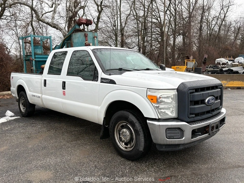 2015 Ford Super Duty 3rd Gen - Image 2 of 12