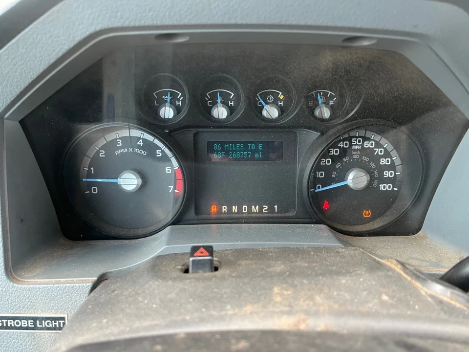 2015 Chevrolet Silverado Heavy Duty 4th Gen - Image 13 of 19