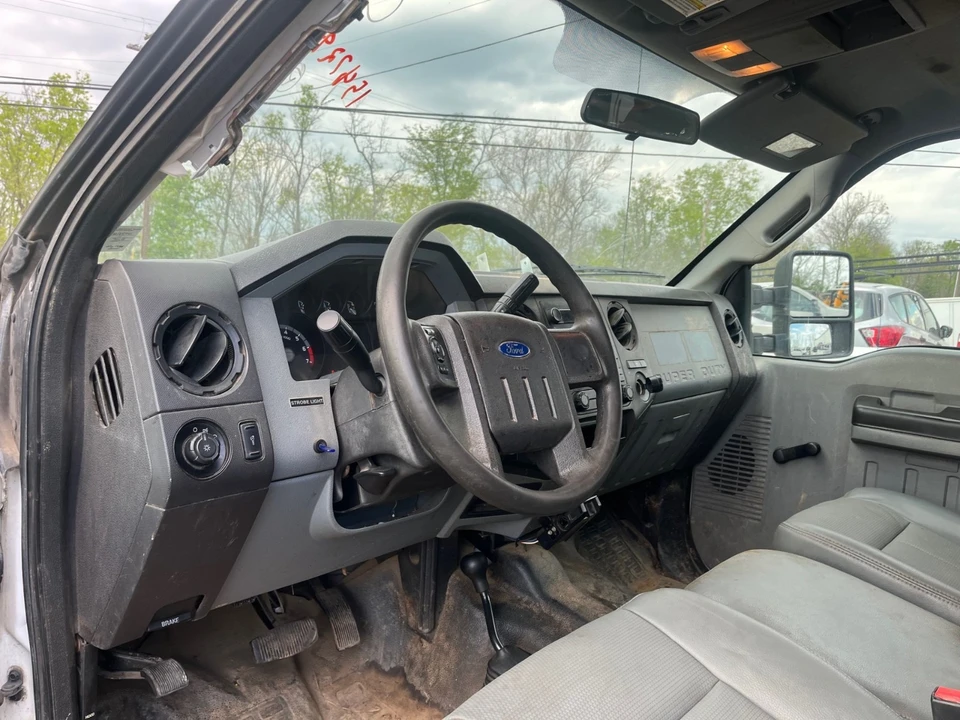 2015 Chevrolet Silverado Heavy Duty 4th Gen - Image 15 of 19