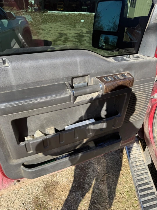 2015 Ford Super Duty 3rd Gen - Image 8 of 15