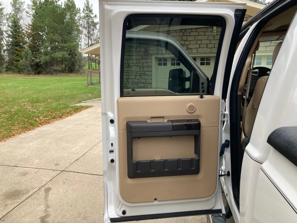 2015 Ford Super Duty 4th Gen - Image 10 of 21