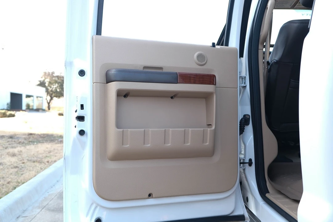2015 Ford Super Duty 3rd Gen - Image 19 of 21
