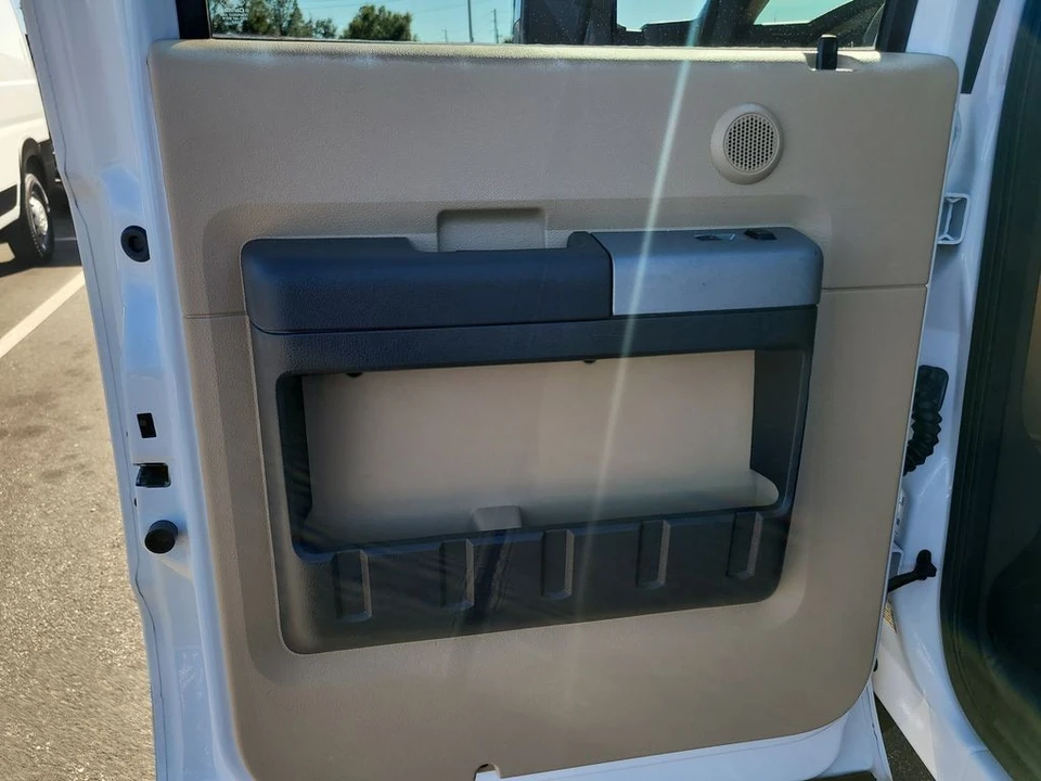 2015 Ford Super Duty 3rd Gen - Image 9 of 12
