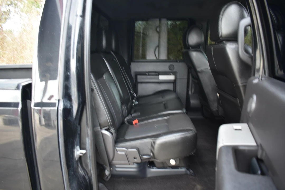 2015 Ford Super Duty 3rd Gen - Image 15 of 21