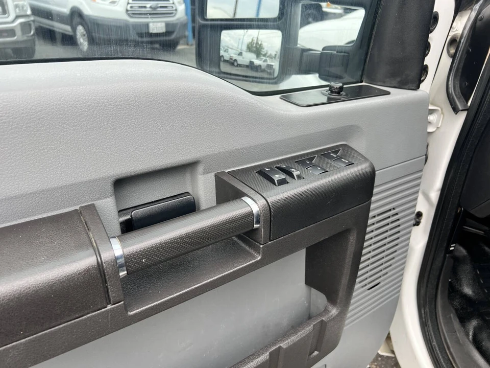 2015 Ford Super Duty 3rd Gen - Image 12 of 23