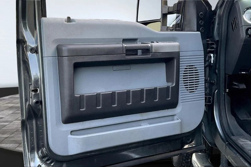 2015 Ford Super Duty 2nd Gen - Image 9 of 12
