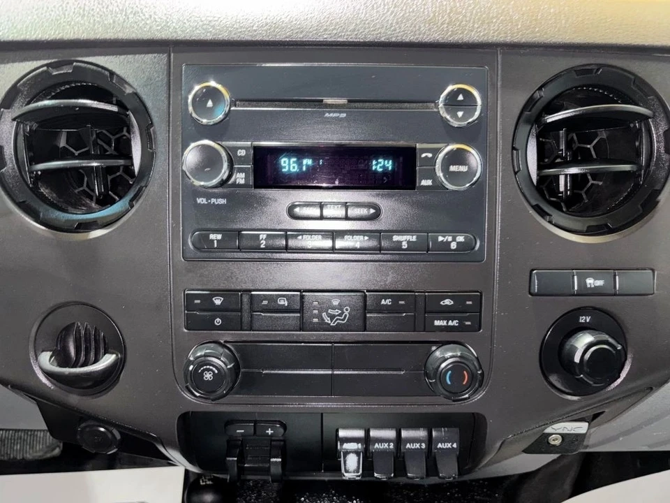 2015 Ford Super Duty 3rd Gen - Image 19 of 21