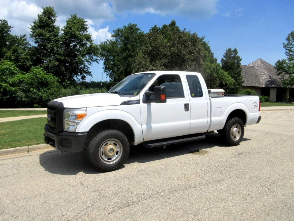 2015 Ford Super Duty 3rd Gen - Image 2 of 21