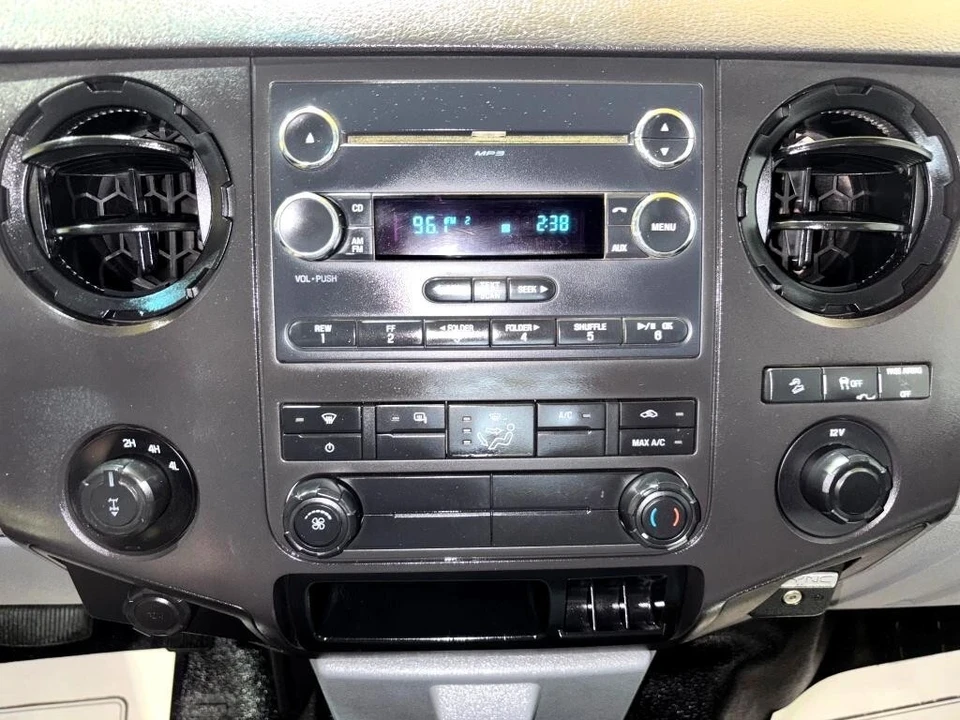 2015 Ford Super Duty 3rd Gen - Image 19 of 21