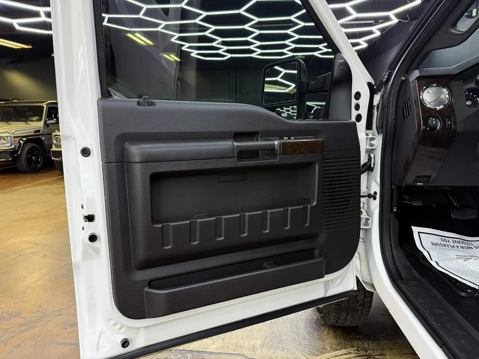 2015 Ford Super Duty 4th Gen - Image 10 of 12