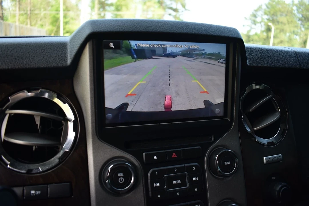 2015 Ford Super Duty 3rd Gen - Image 16 of 21