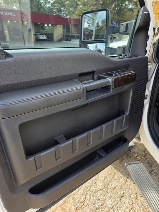 2015 Ford Super Duty 3rd Gen - Image 14 of 21