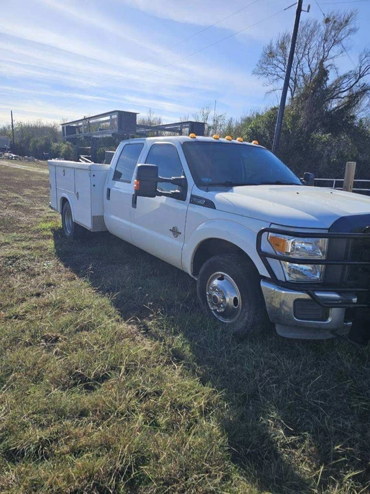 2015 Ford Super Duty 3rd Gen - Image 2 of 12