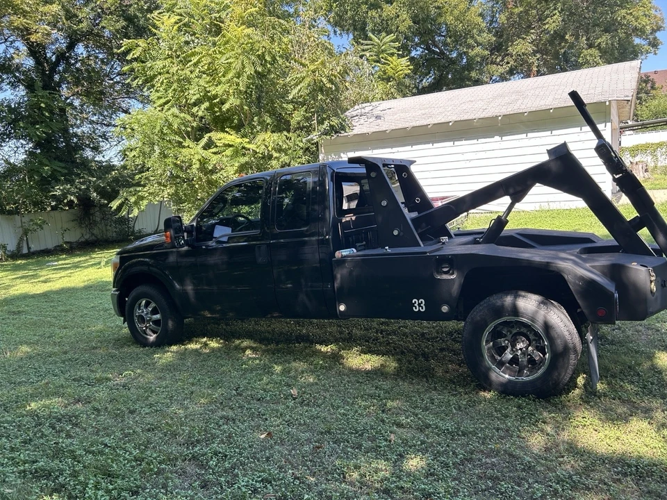 2015 Ford Super Duty 3rd Gen - Image 2 of 11