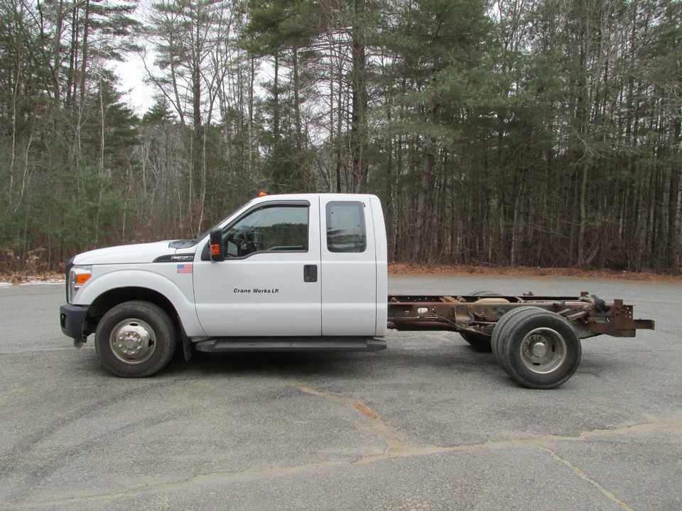 2015 Ford Super Duty 4th Gen - Image 2 of 21