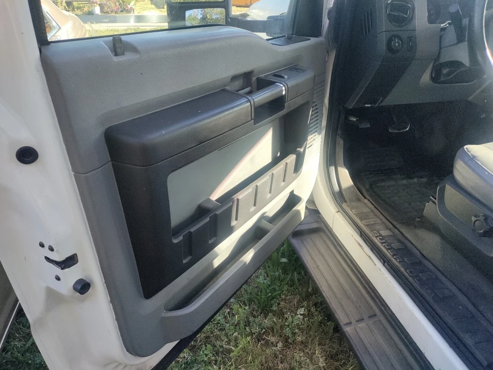2015 Ford Super Duty 3rd Gen - Image 6 of 8
