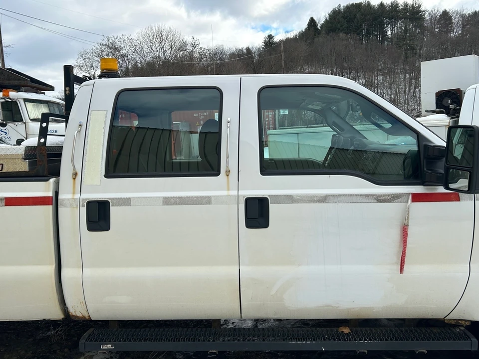 2015 Ford Super Duty 3rd Gen - Image 3 of 6