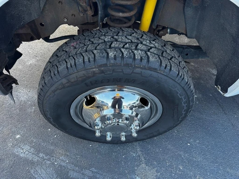 2015 Ford Super Duty 3rd Gen - Image 2 of 14