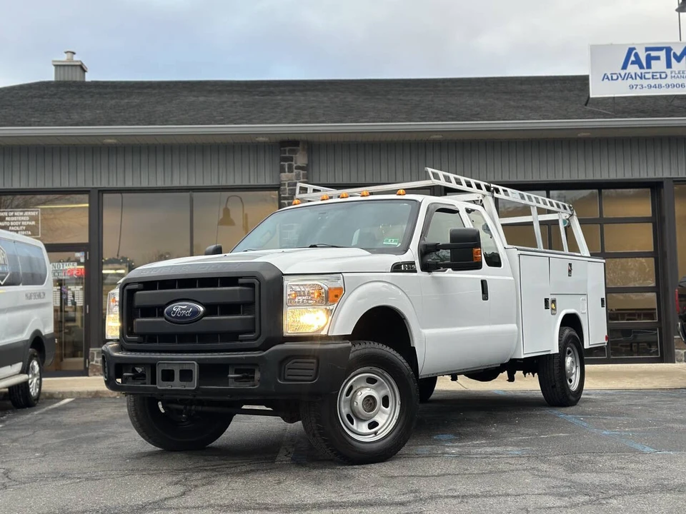 2015 Ford Super Duty 3rd Gen - Image 2 of 12