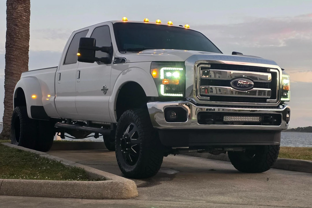 2015 Ford Super Duty 3rd Gen - Image 14 of 31