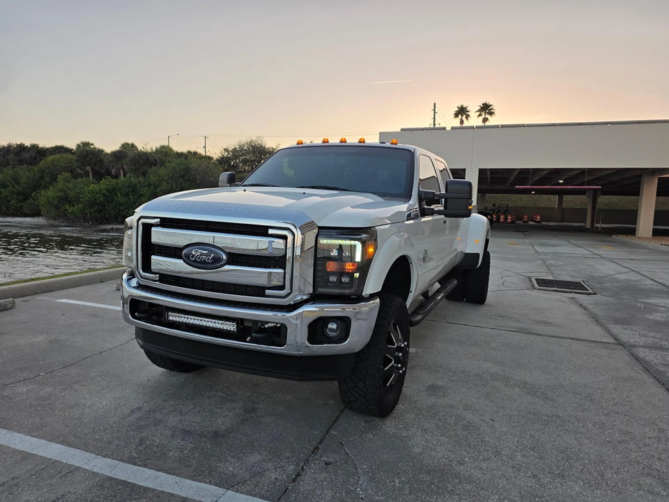 2015 Ford Super Duty 3rd Gen - Image 16 of 31
