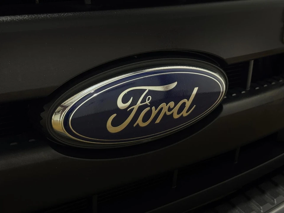 2015 Ford Super Duty 3rd Gen - Image 3 of 8