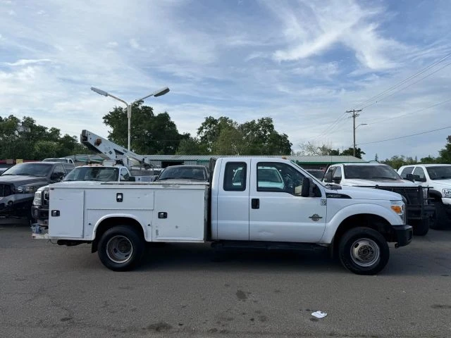2015 Ford Super Duty 3rd Gen - Image 2 of 12