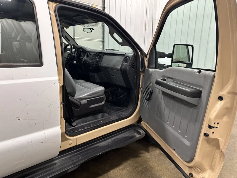 2015 Ford Super Duty 3rd Gen - Image 17 of 21