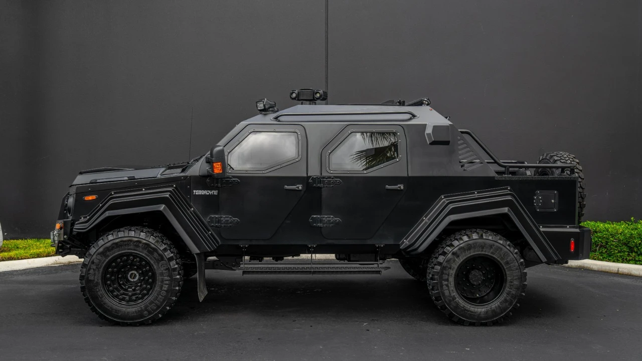 2015 Ford Super Duty 3rd Gen - Image 2 of 21