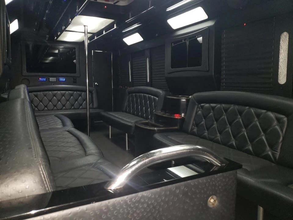 2015 Ford Super Duty 3rd Gen - Image 10 of 16