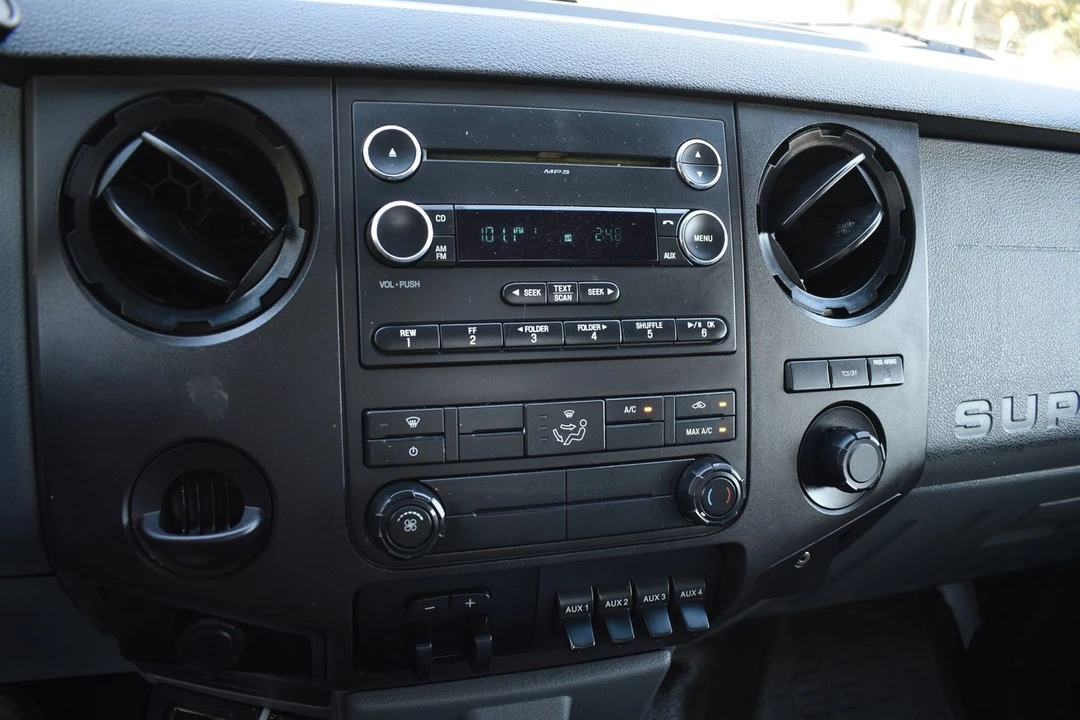 2015 Ford Super Duty 3rd Gen - Image 14 of 21
