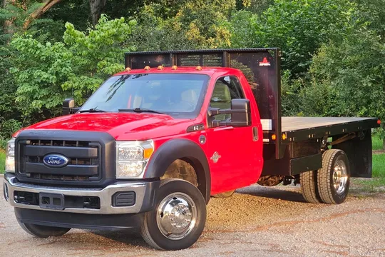 2015 Ford F-550 Super Duty XL Regular Cab Power Stroke Dually Flatbed