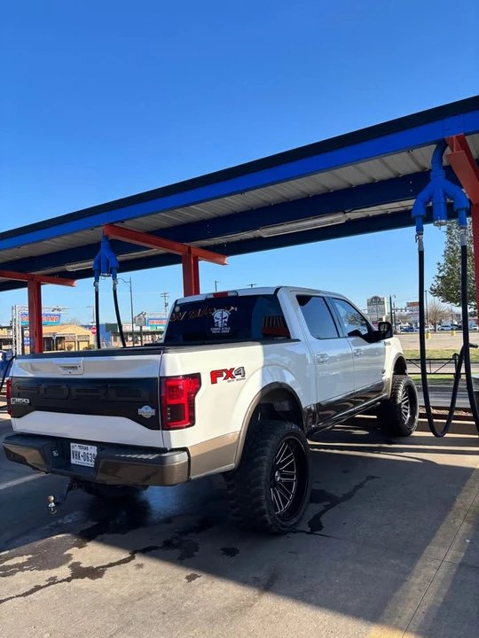 2015 Ford F-150 13th Gen - Image 10 of 13