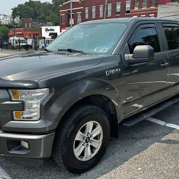 2015 Ford F150 SuperCrew Cab XL Pickup 4D 6 1/2 ft
