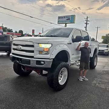 2015 Ford F150 SuperCrew Cab XLT Pickup 4D 5 1/2 ft
