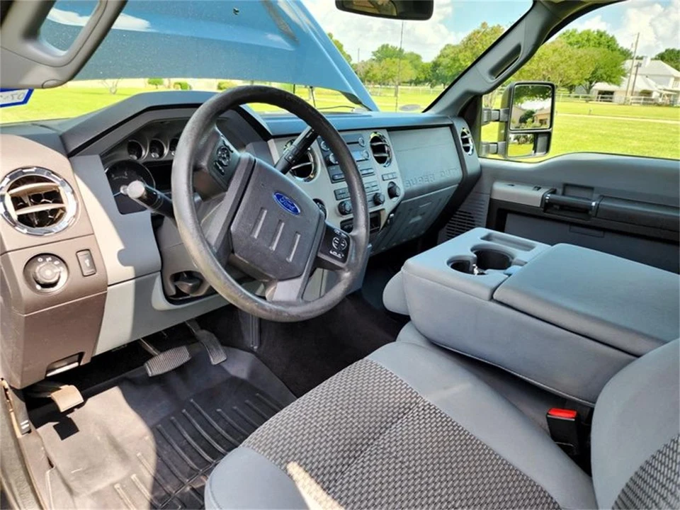 2015 Ford Super Duty 3rd Gen - Image 11 of 12