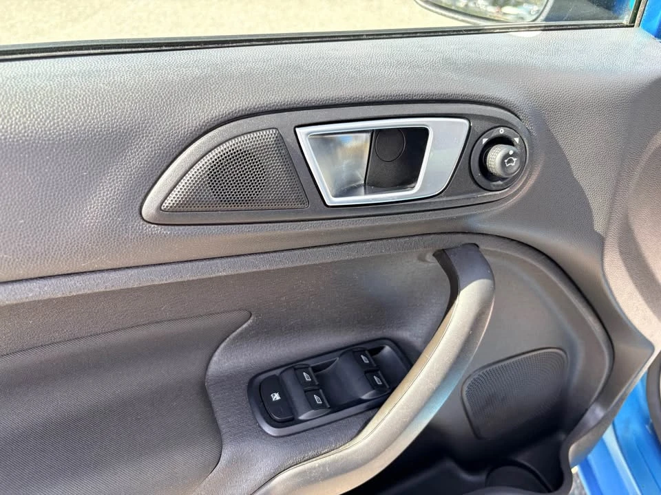 2015 Ford Fiesta - Image 11 of 19