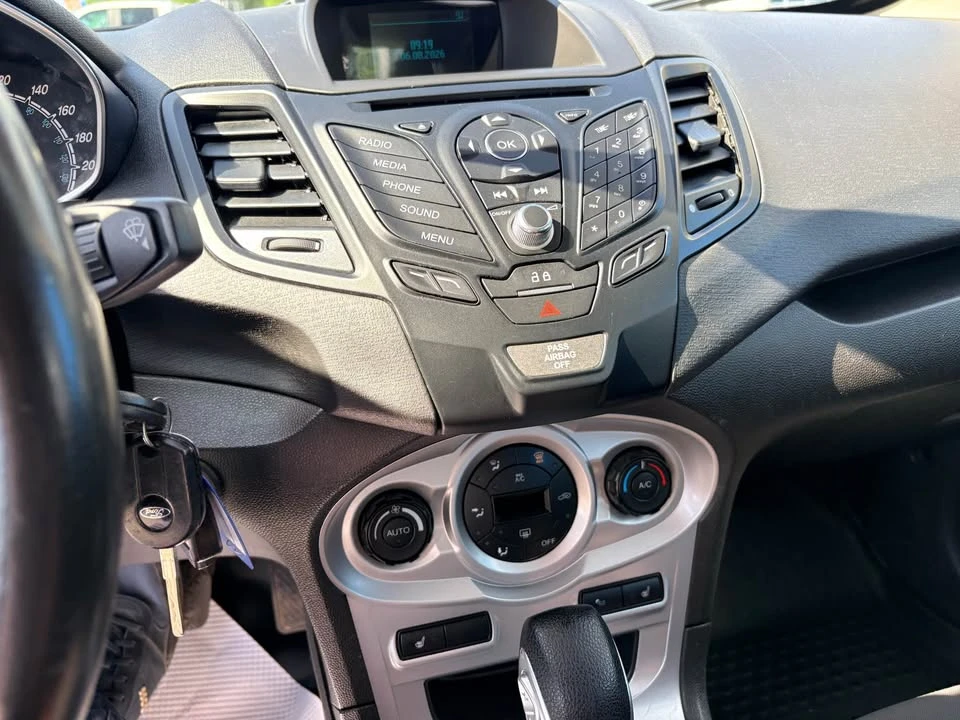 2015 Ford Fiesta - Image 12 of 19