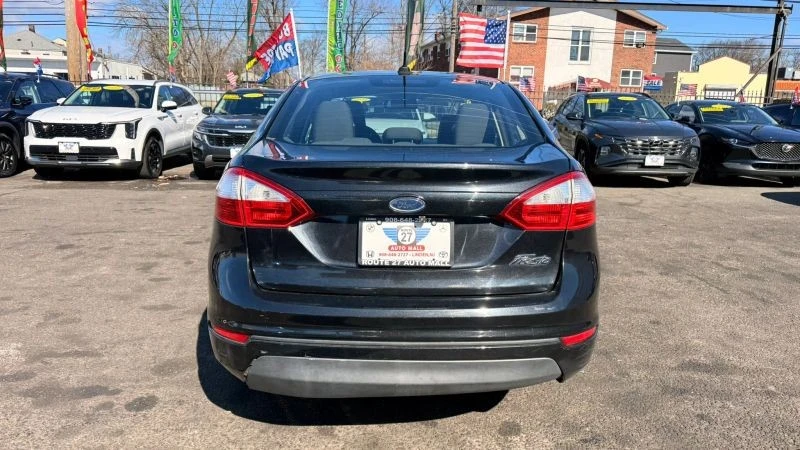 2015 Ford Fiesta - Image 6 of 12