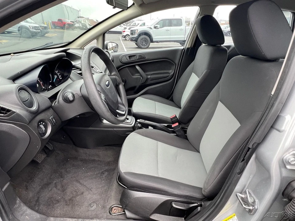 2015 Ford Fiesta - Image 11 of 12