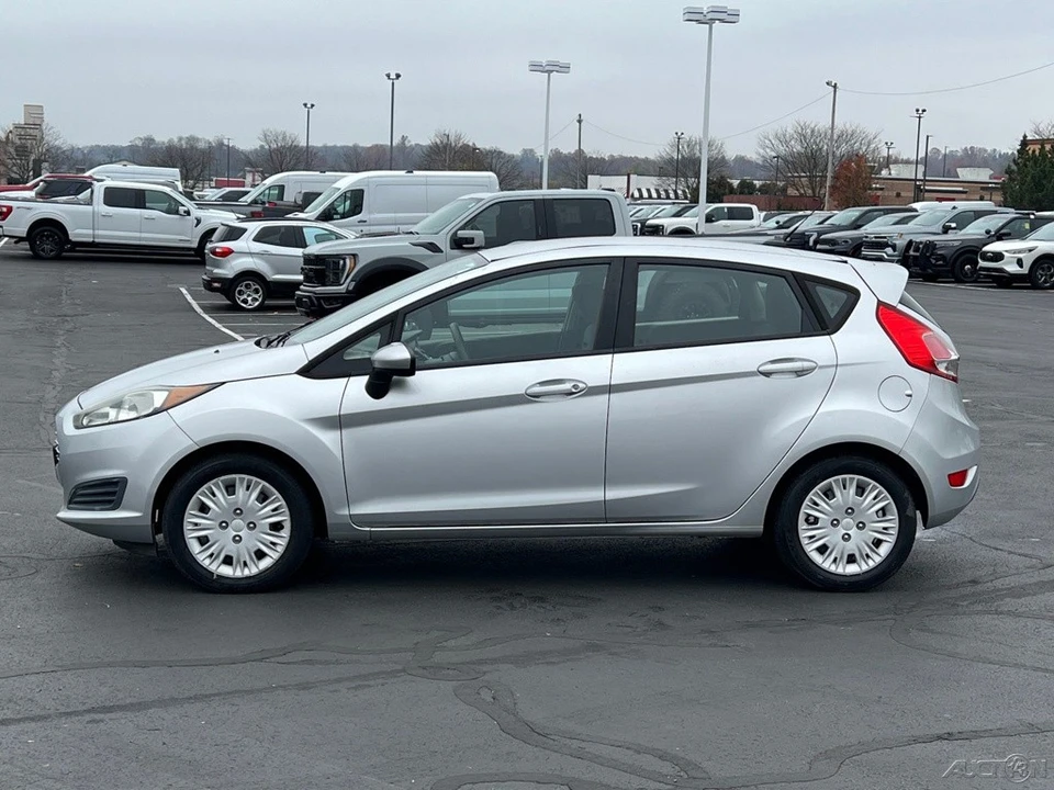 2015 Ford Fiesta - Image 6 of 12