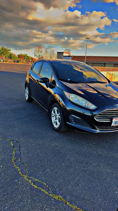 2015 Ford Fiesta - Image 4 of 8