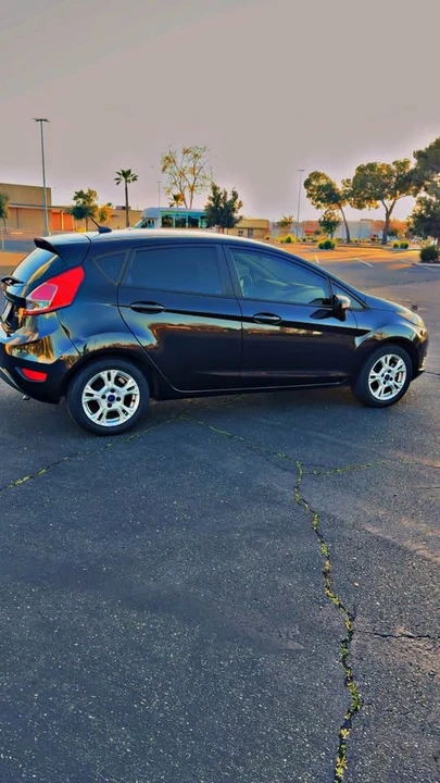 2015 Ford Fiesta - Image 6 of 8