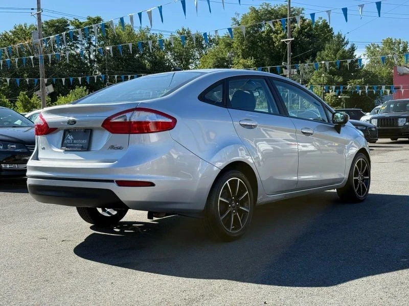 2015 Ford Fiesta - Image 11 of 12
