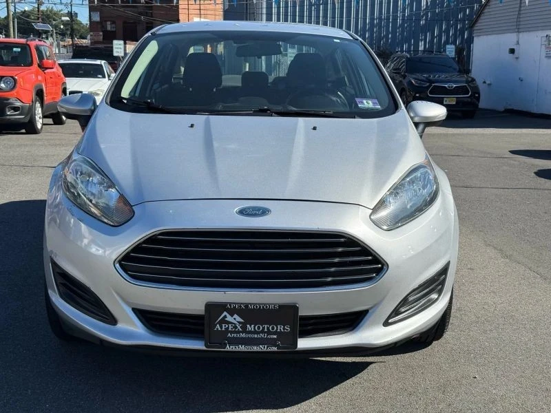 2015 Ford Fiesta - Image 2 of 12