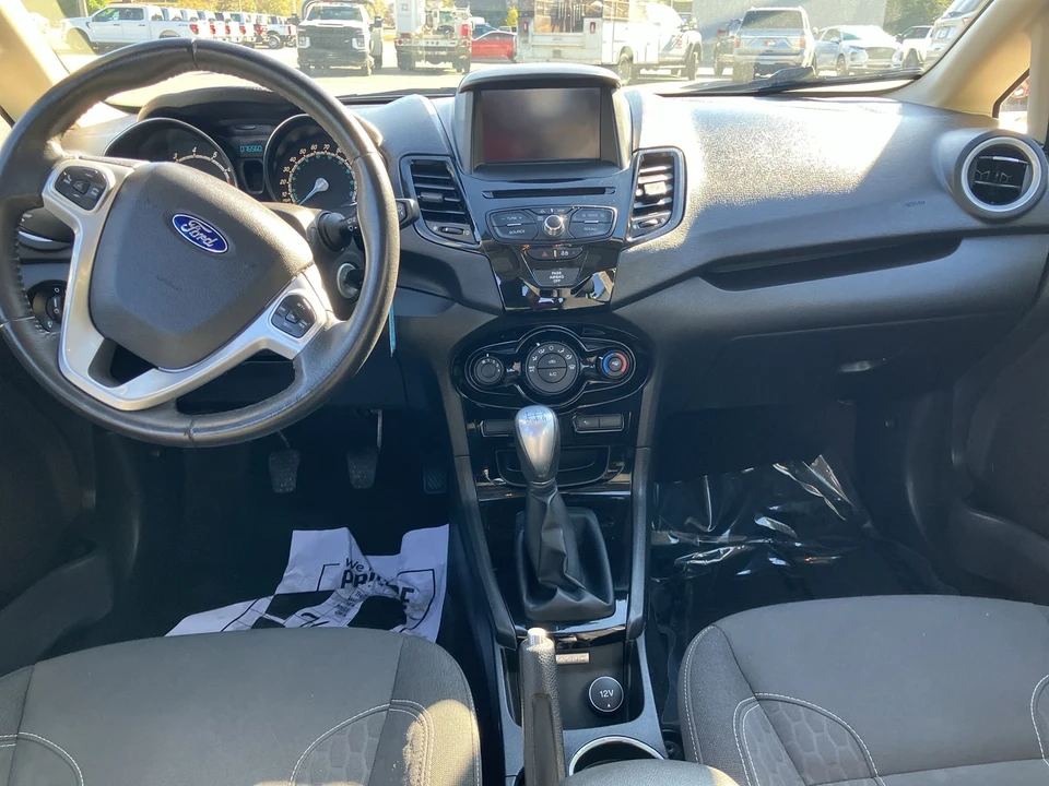 2015 Ford Fiesta - Image 9 of 12
