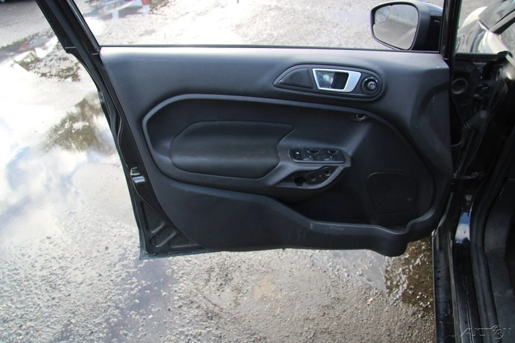 2015 Ford Fiesta - Image 11 of 21