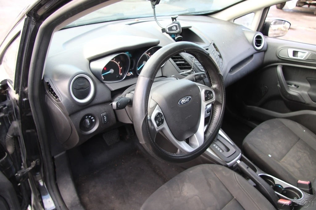 2015 Ford Fiesta - Image 13 of 21