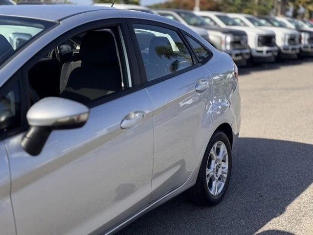 2015 Ford Fiesta - Image 9 of 12