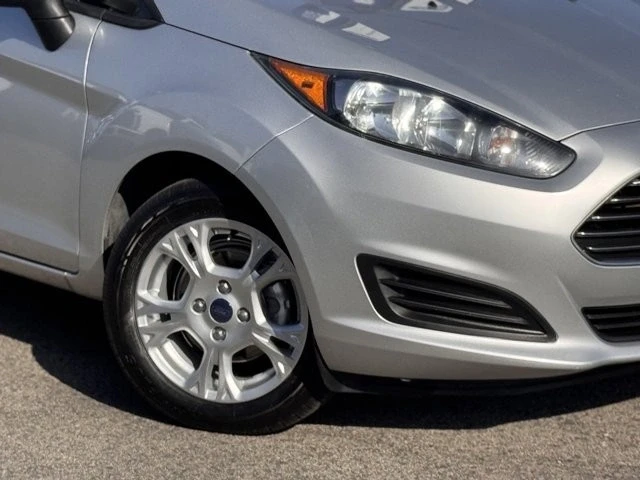 2015 Ford Fiesta - Image 4 of 12
